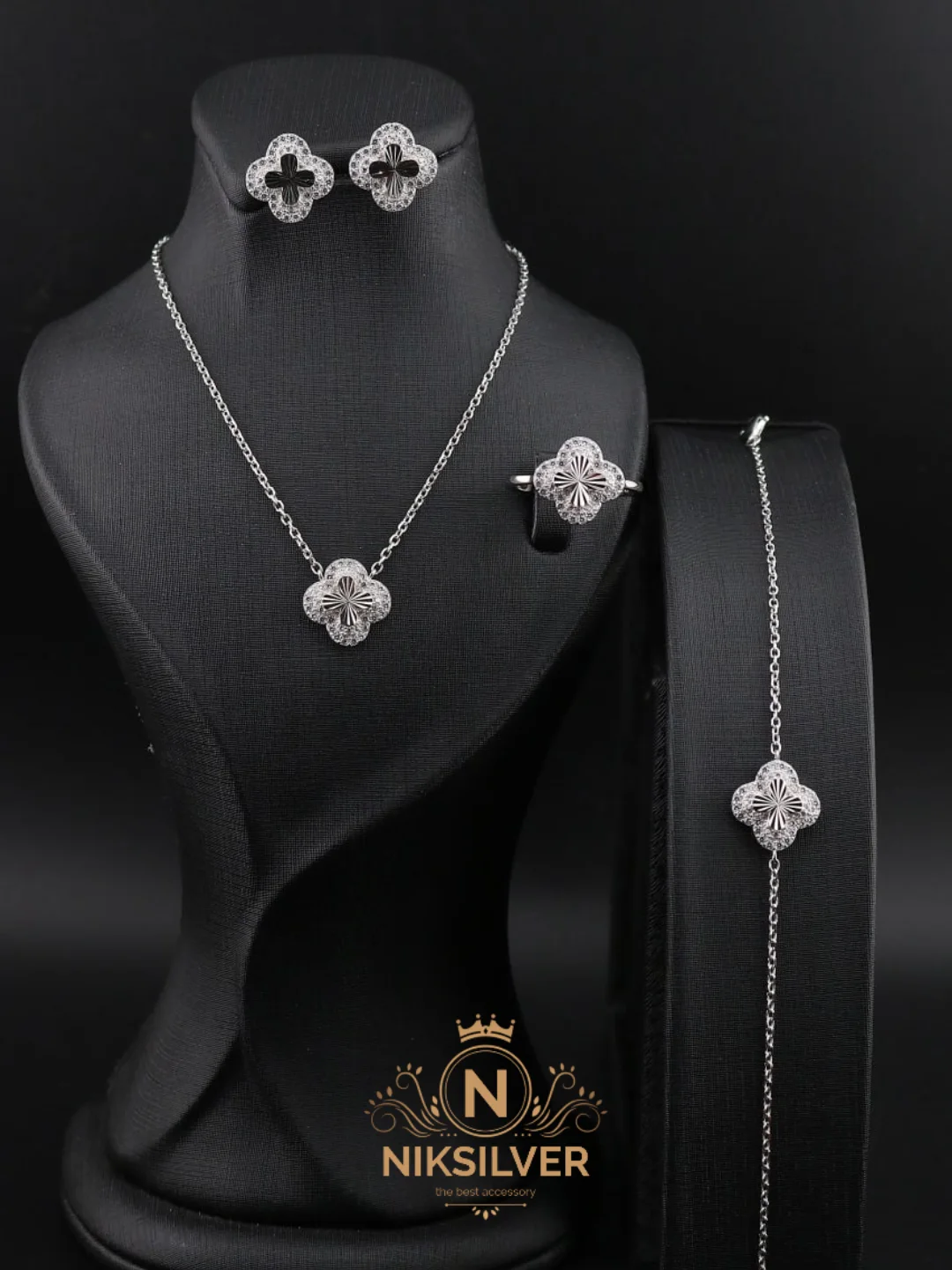 ست ونکلیف نقره جواهری وارداتی عیار۹۲۵ اصل با روکش طلای سفید