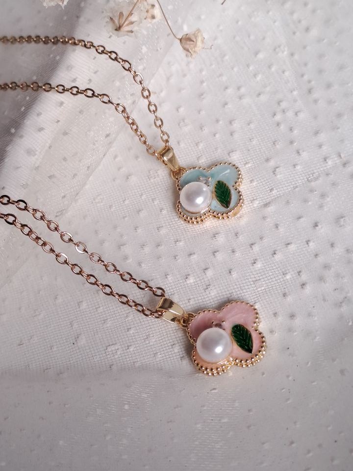 گردنبند زنانه  میناکاری ونکلیف استیل