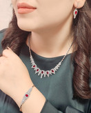 سرویس اعیانی نقره با نگینهای قرمز